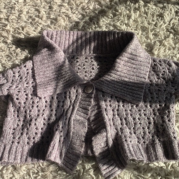Purple cropped cardigan - Picture 2 of 3